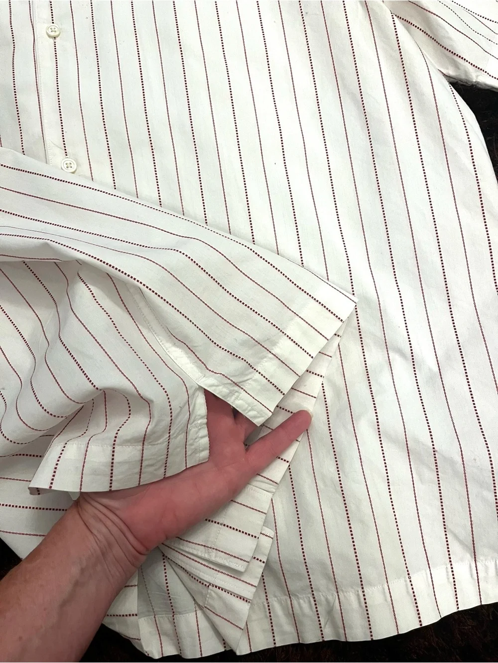 Banana Republic Short-Sleeve White Camp Shirt with Red Pinstripes-sz XL